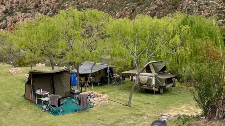 Eagle Falls Country Lodge