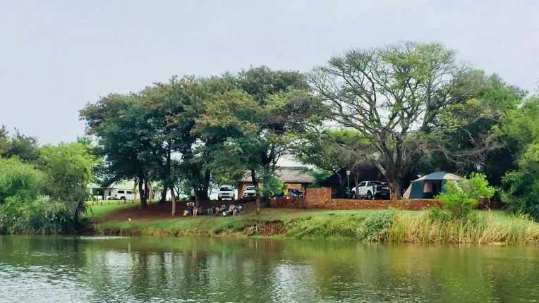 Riverside Lodge main image