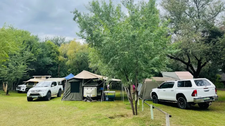 Kheis Riverside Lodge