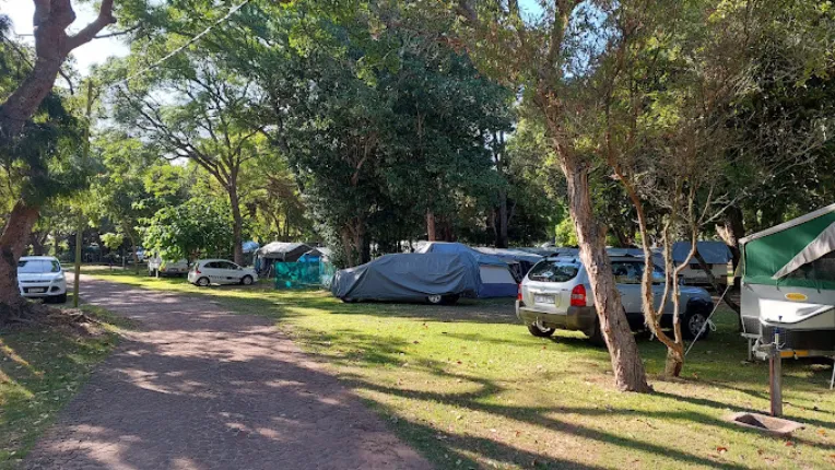 Lake Pleasant Holiday Resort