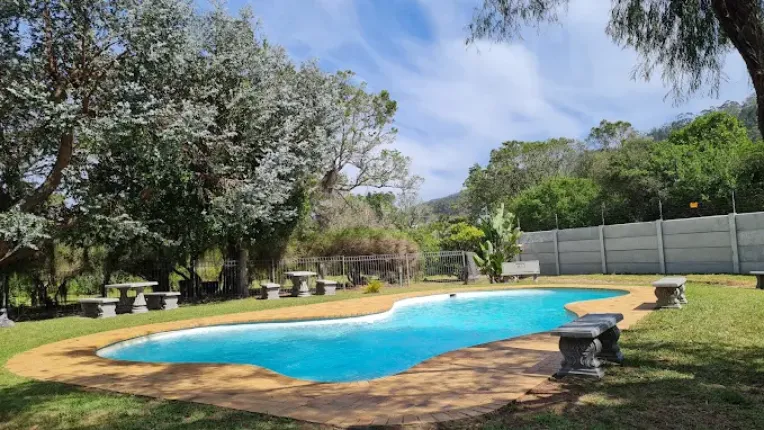 Lake Pleasant Holiday Resort