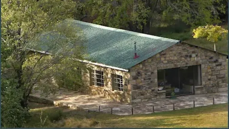 Balloch Cottage and Camping