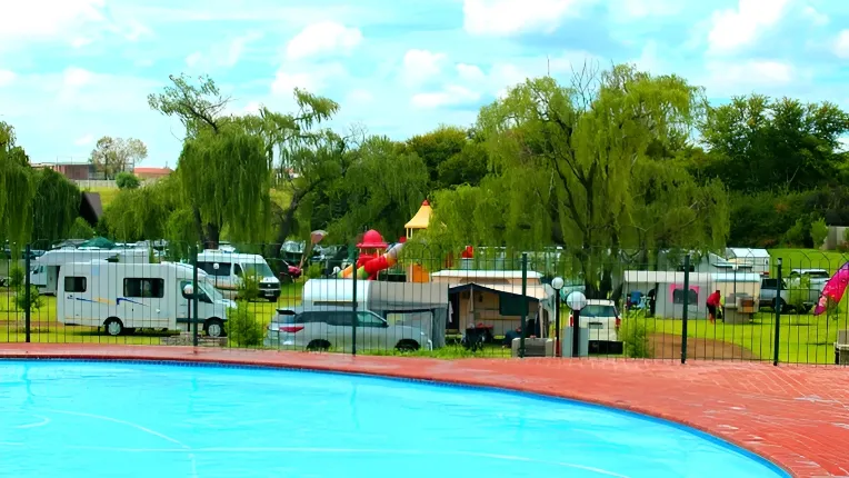 Lake Umuzi Kamp Oase