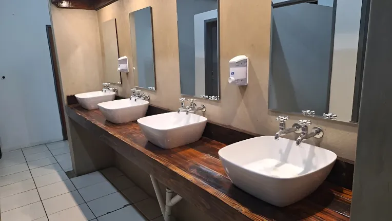 Dimalachite River Lodge Image