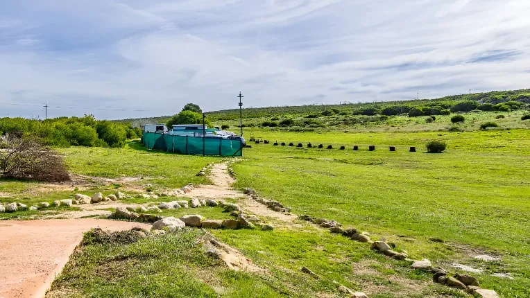 De Necker Family Farm Image